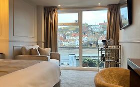 Number 3 Pier Road Suites